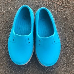 Native toddler boys deck shoes sz c8